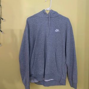 gray nike sweatshirt